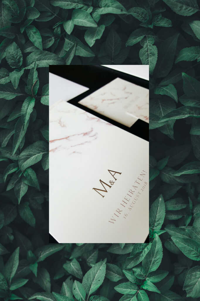 Moderne Hochzeit Papelle Papeterie Marmor Greenery 7