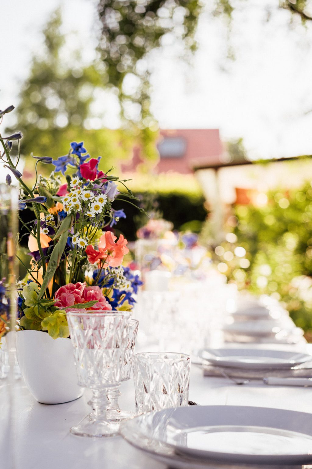 Elegante Hochzeit im eigenen Garten isarweiss