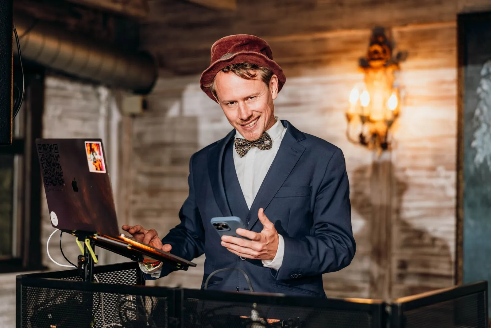 Lohnt sich ein DJ für die Berghochzeit in den Alpen? — Teaser