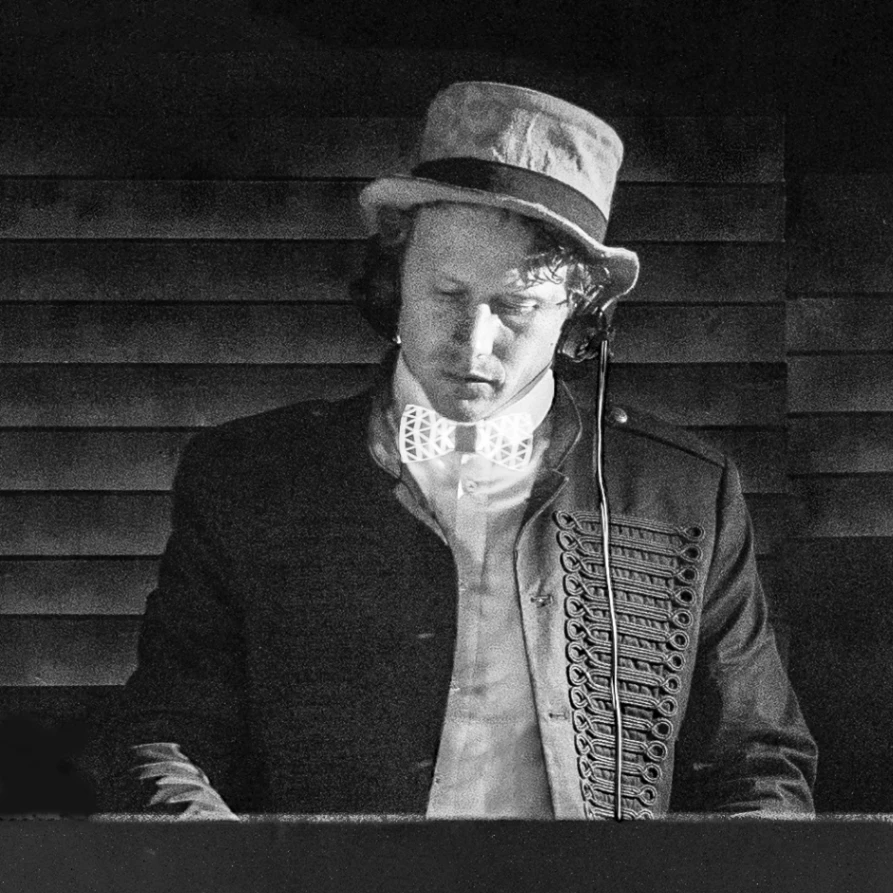 Hochzeits DJ München — DJ + LIVEMUSIK (Bild 2)