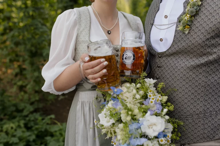 Hochzeit in Bayern - Tradition modern interpretiert — Teaser